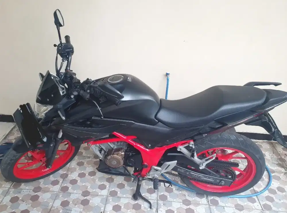 Cb150r olx store