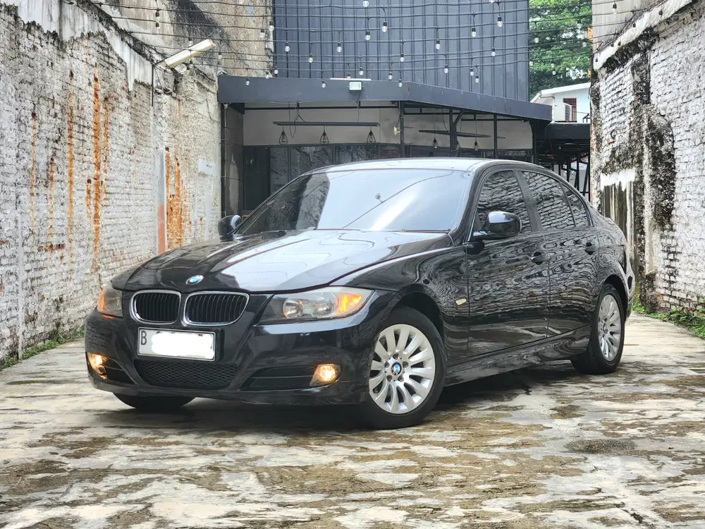 Купить BMW 3 Series