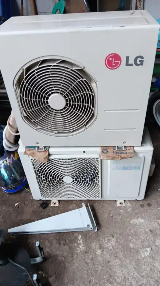 Terima AC bekas atau rusak