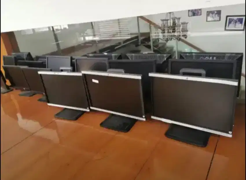 TERIMA JUAL BELI KOMPUTER BEKAS HARGA TINGGI