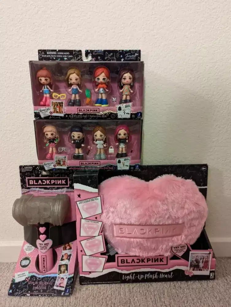blackpink limited, with bundling lightstick, figures, dvd, diecast