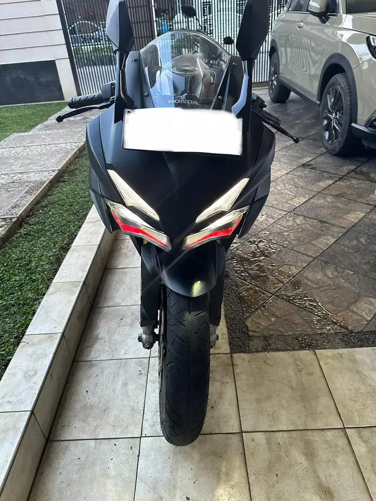 CBR 250RR KILOMETER RENDAH