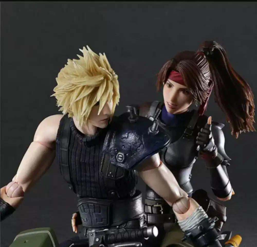 Diecast motor mainan final fantasy FF7 ori