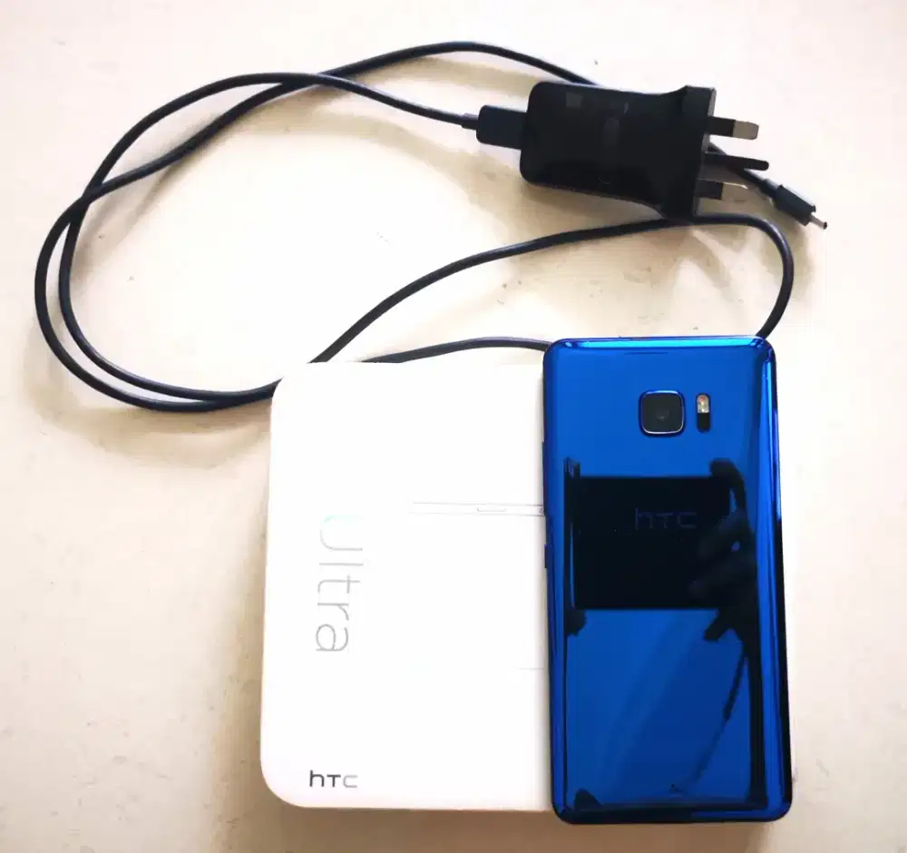 HTC U ULTRA SAPPHIRE BLUE - 4 GB / 64 GB LENGKAP DUS BOX + 2 CASE LUX