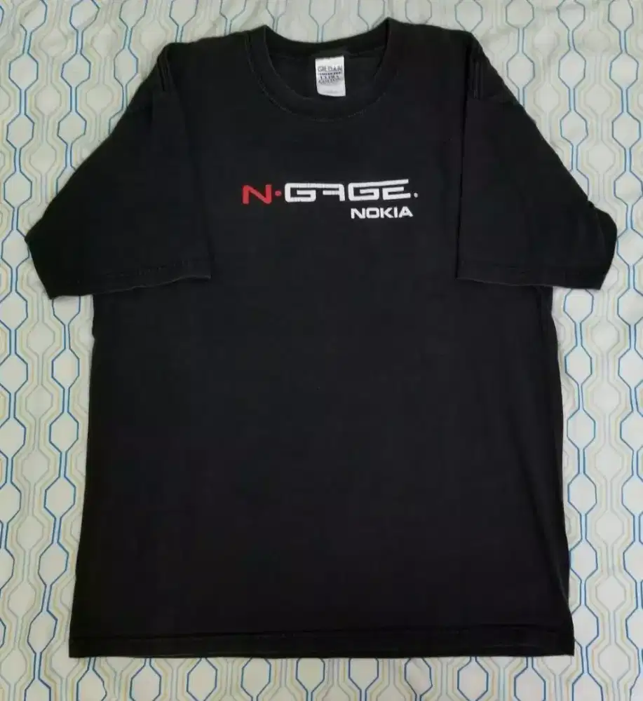 Uniqlo t shirt kaos Nokia n-gage, with theme nintendo