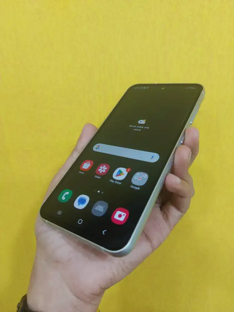 Samsung S23 FE 5G Ram8/128Gb fullset ori Garansi Resmi SEIN DES 2024.