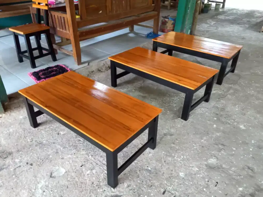 Meja belajar lesehan murah