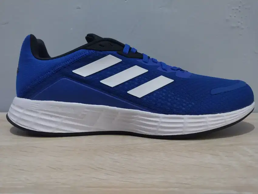 Sepatu Adidas FW8678