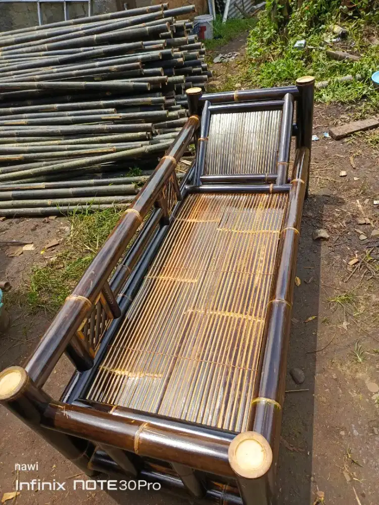 Jual  bale dan kursi  1 set dr bambu hitam asli cod