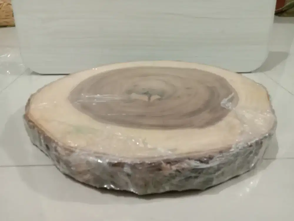 Alas Kayu dari Kayu Potongan