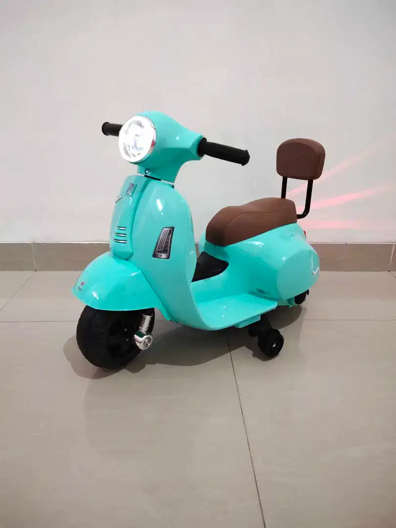 Motor aki vespa anak