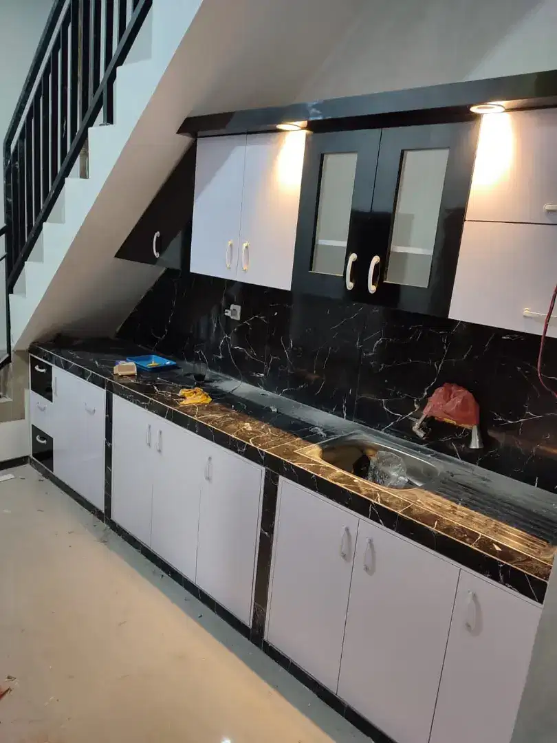 Kitchen set  kayu dan multipleks