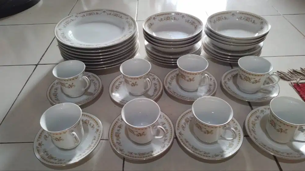 Chinaware merk Ina