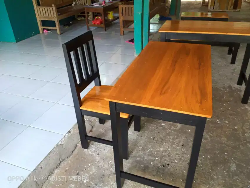 Meja kursi belajar anak kost