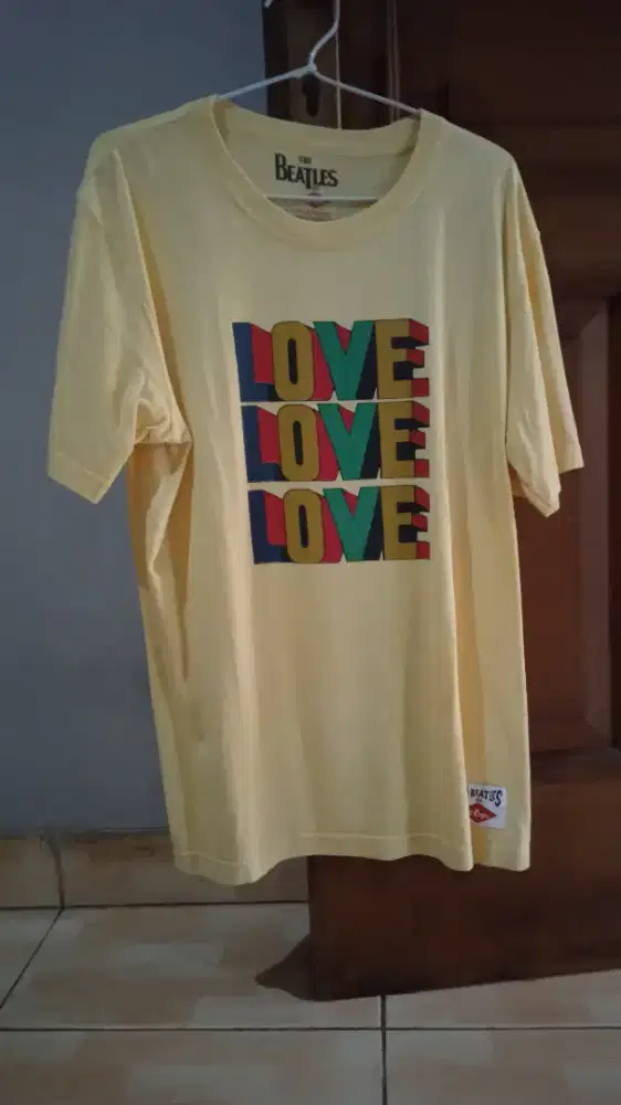 Baju/ kaos/ tshirt The Beatles Lee Cooper rare yellow