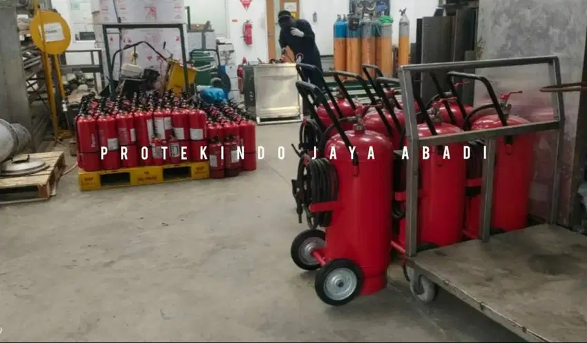 REFILL APAR/Pengisian Ulang Alat Pemadam API