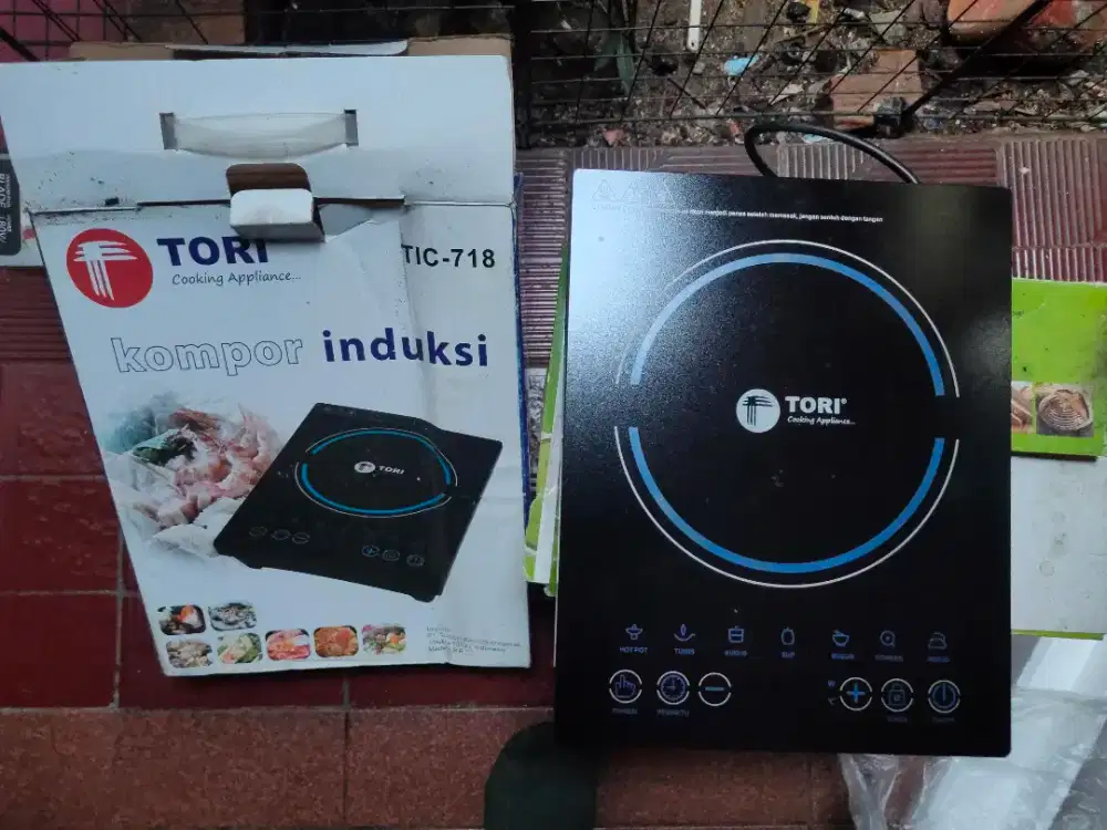 Kompor Induksi Tori TK718