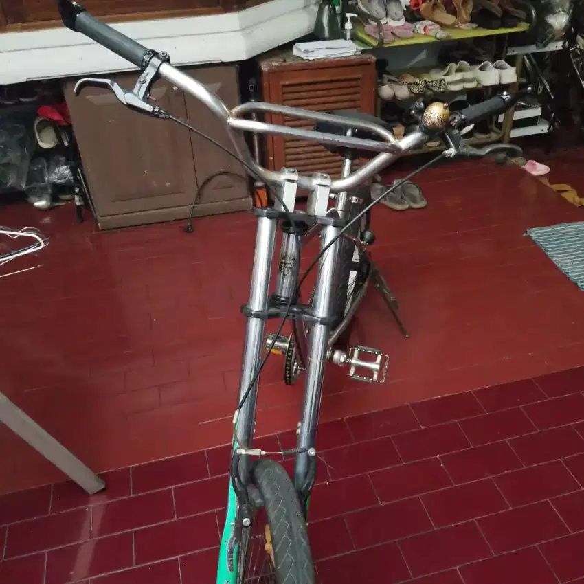 Sepeda Cruiser low rider chrome frame Gorilla ringan