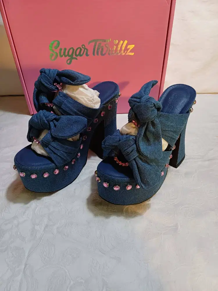 Sandal  High Heels Denim Strike A Pose Bow Mule (US 8)