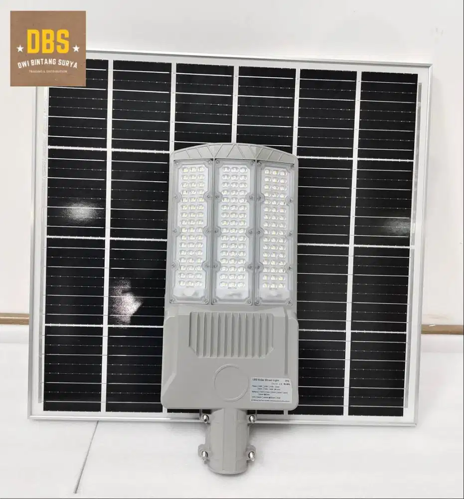 Lampu Jalan PJU Solar 100W LED
