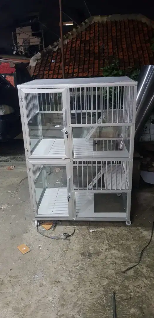 Kandang kucing pancoran