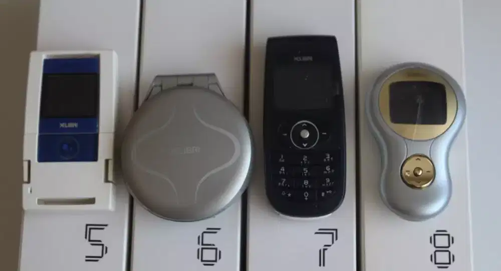 dijual handphone jadul siemens benQ, samsung, nokia