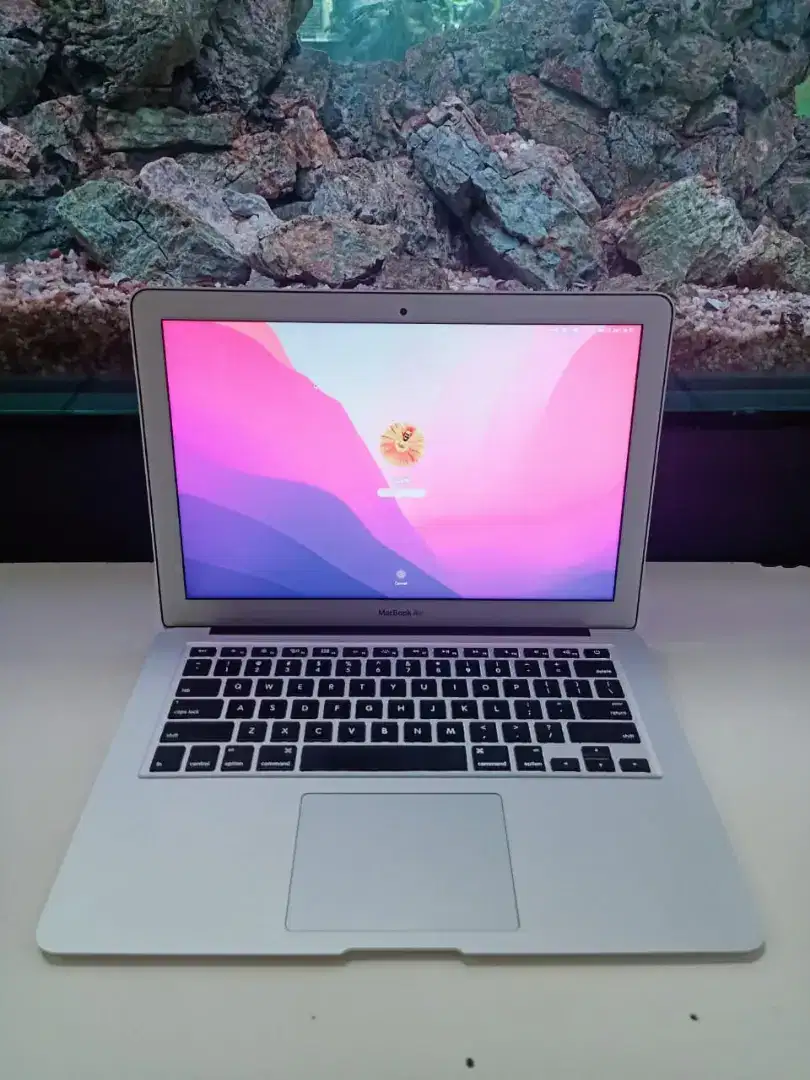 Jual macbook agan d sini aja siap beli macpro Mac air kondisi apa aja