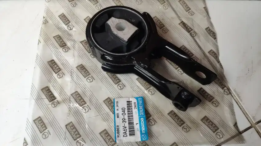 engine mounting belakang mazda 2 skyactiv