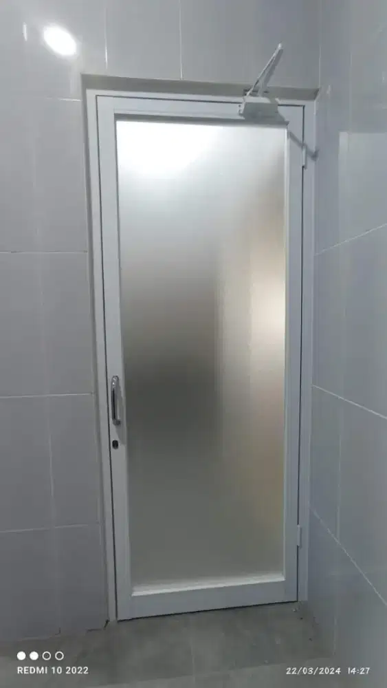 Pintu aluminium + doorcloser office max 220cm x 100cm HARGA TERPASANG