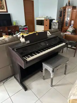 Piano Yamaha Clavinova CVP 503