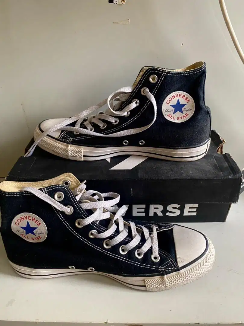 Sepatu converse Allstar