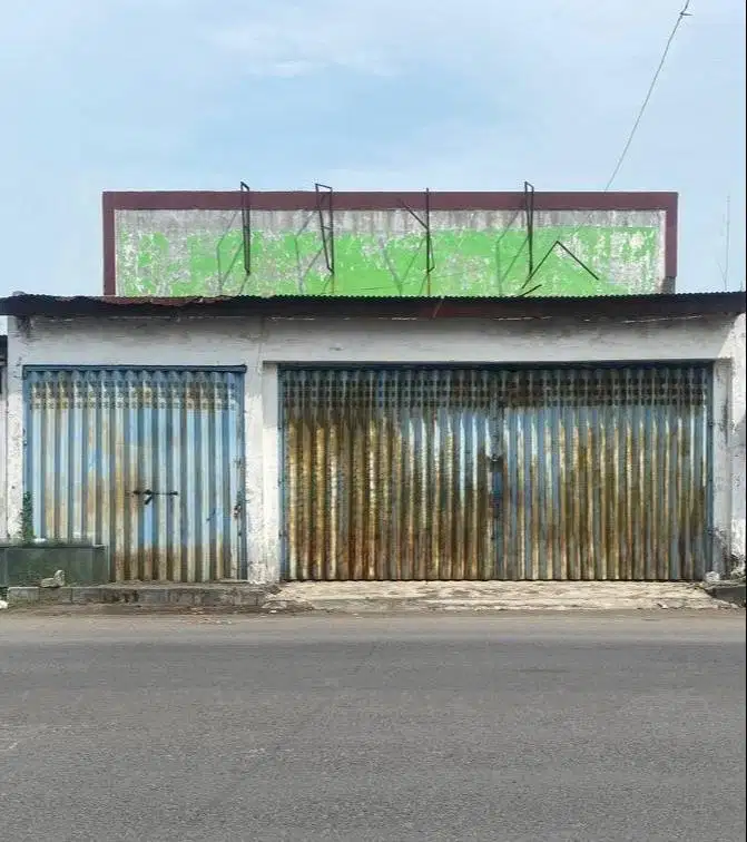 Disewakan gudang / tempat usaha di Bangkalan kota