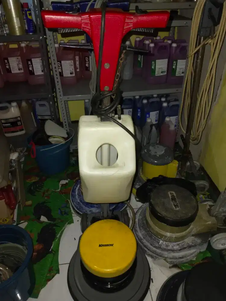 Mesin poles lantai bagus