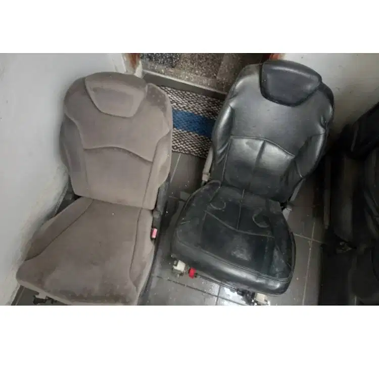 Kursi / Jok Mobil ex Peugeot 807