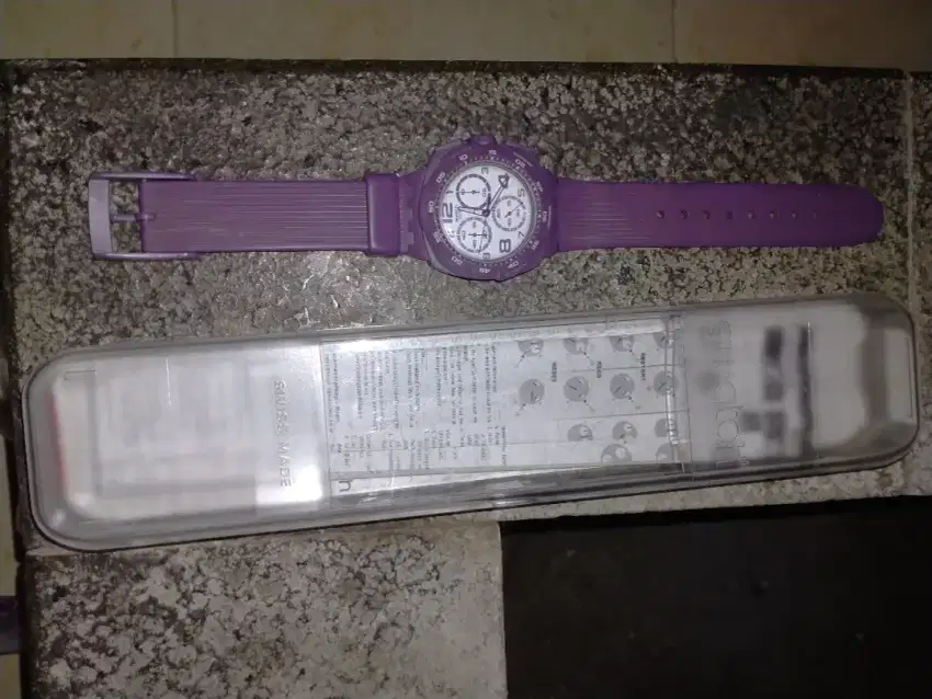 Swatch jam tangan