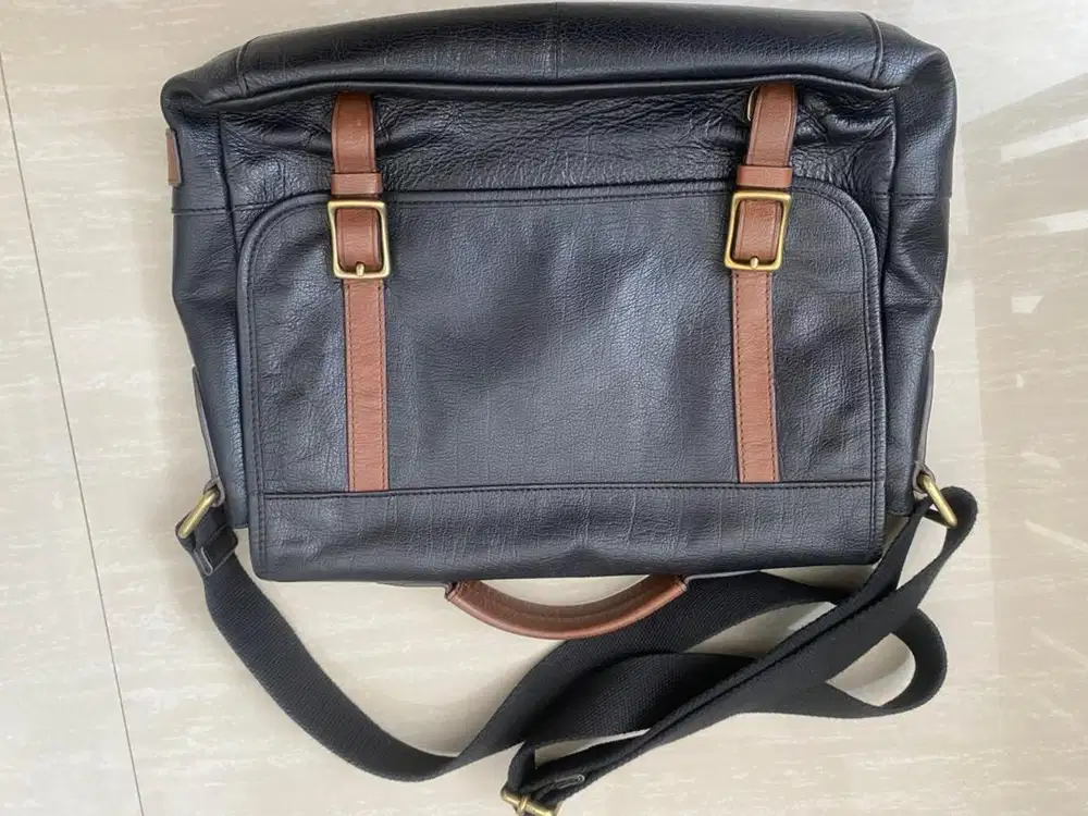 Fossil Evan Messenger laptop