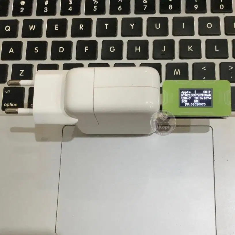 Charger 30w 61w 96w 29 30 61 watt USB-C power adapter macbook pro air