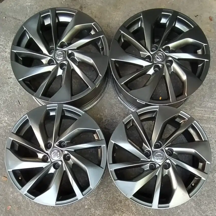 Velg nissan x trail ring 18