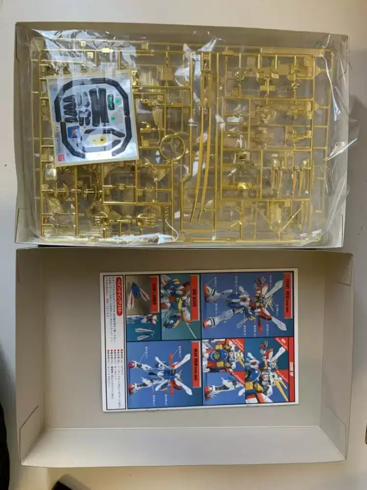 Bandai mainan Gundam burning, with manual dvd