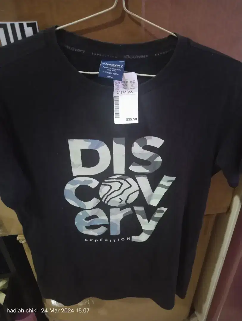 T shirt discovery size m