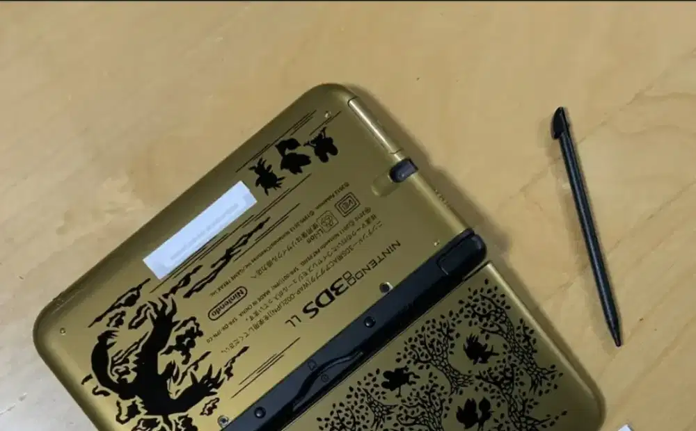 Nintendo game console jadul final fantasy, pokemon