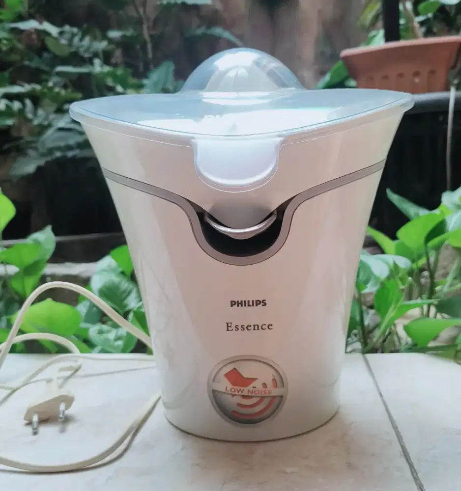 PHILLIPS Essence HR2752