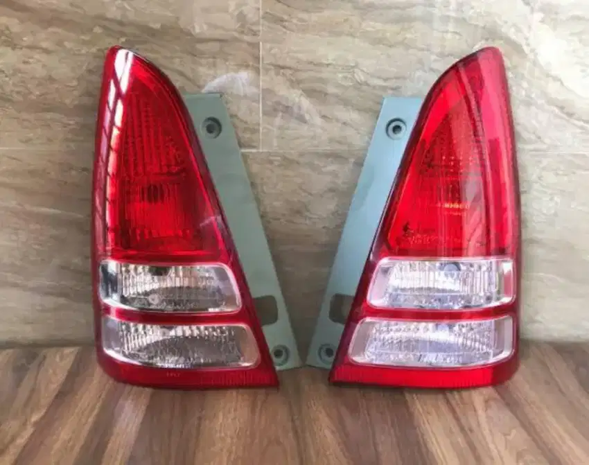Stomplamp belakang innova 2005-2015