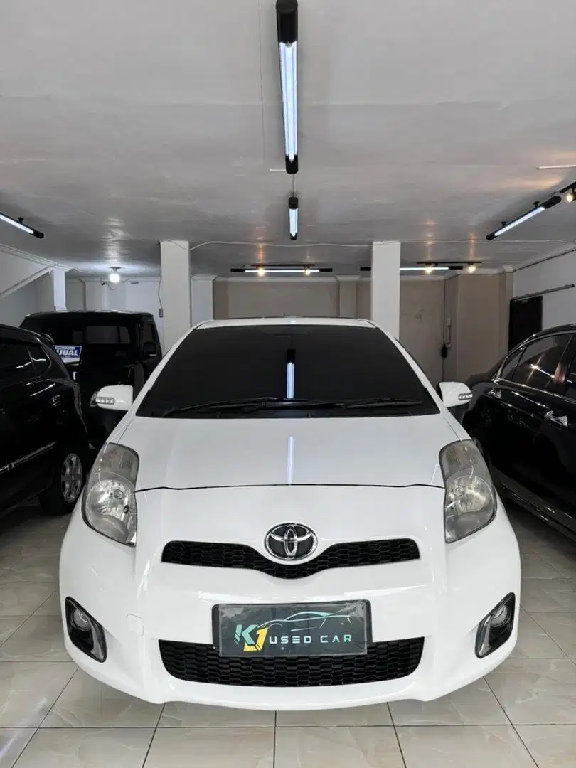 Toyota Yaris J 2012 MT Istimewa