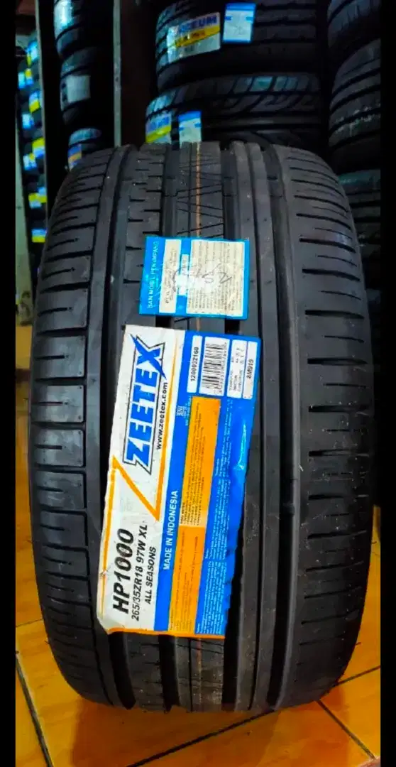 Ban Mobil ZEETEX HP1000 - 265/35 R18