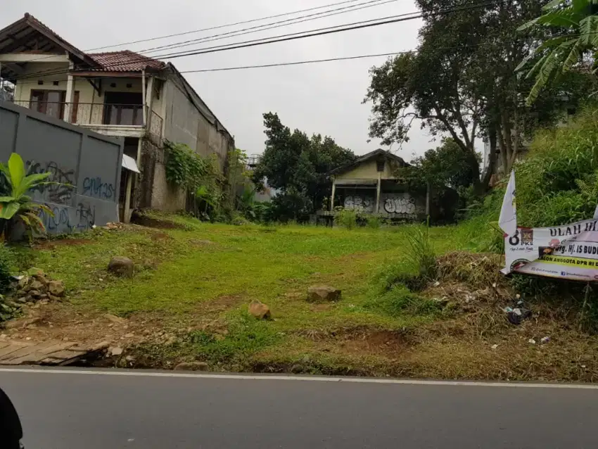 DIJUAL Tanah di Jalan Raya Puncak Cisarua