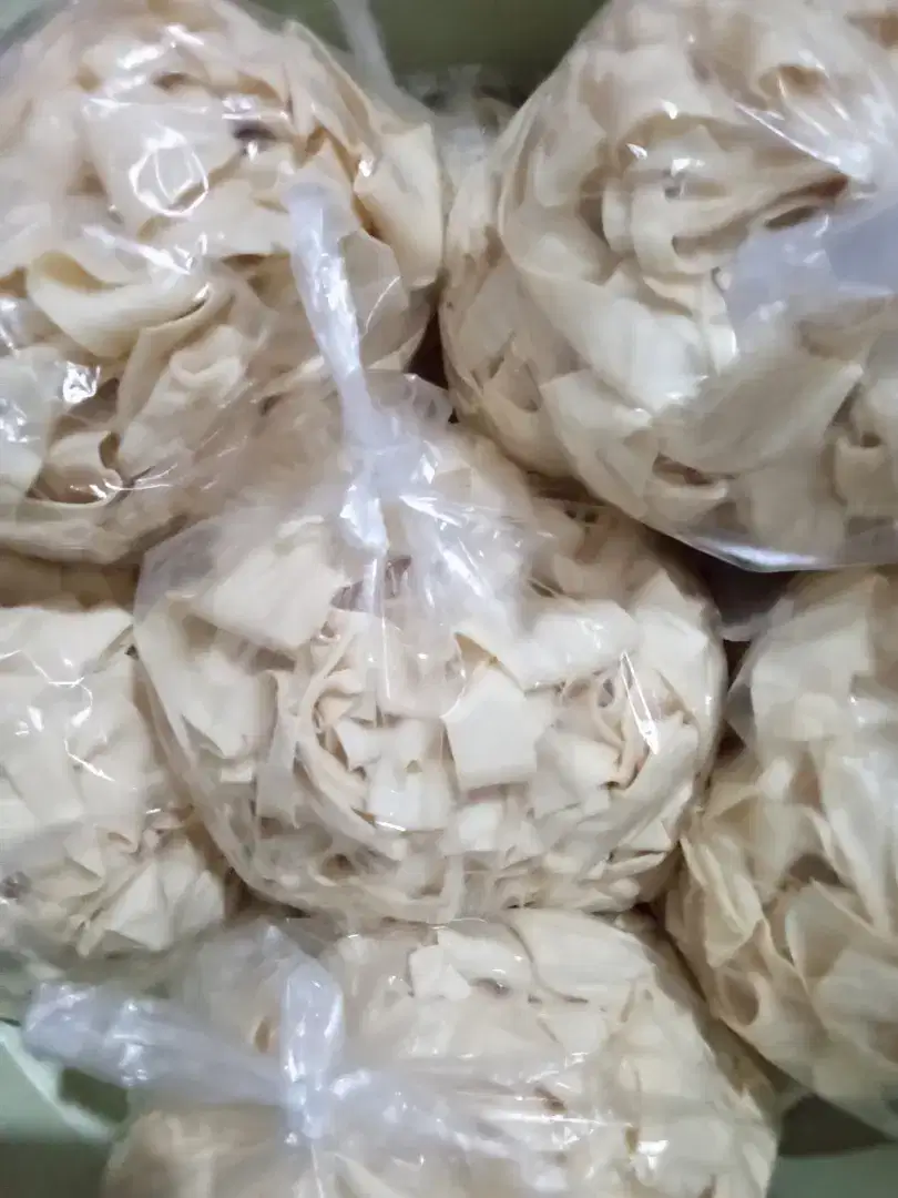 Potongan kulit kebab/tortilla