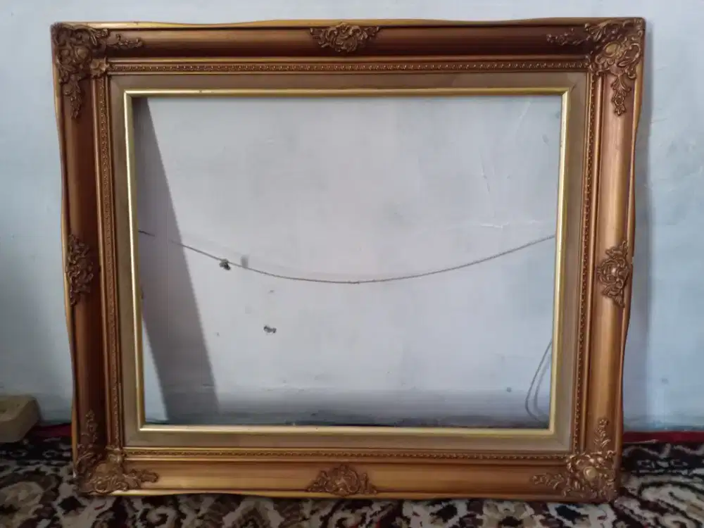 Dijual 2pcs frame photo/lukisan