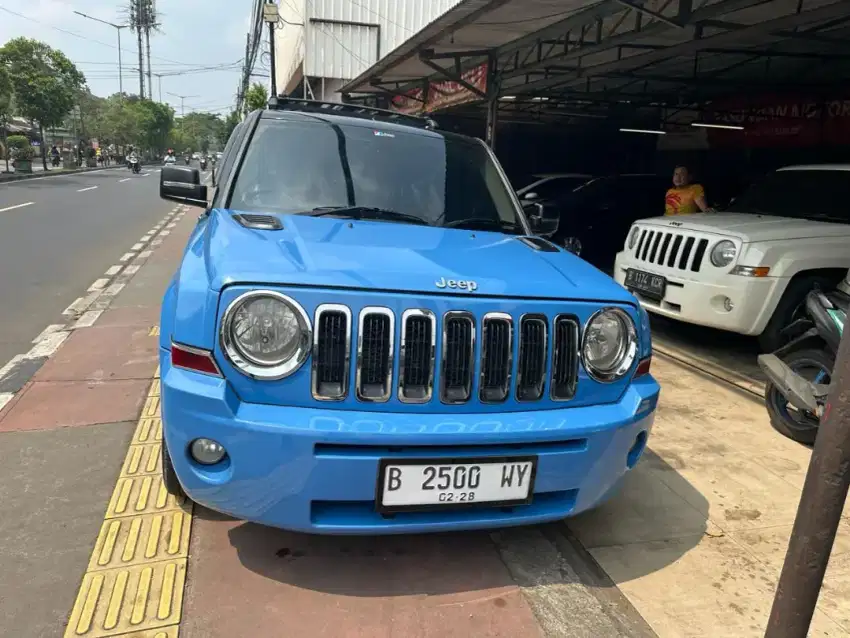 Jeep patriot 2010 AT 4x4  sunroof