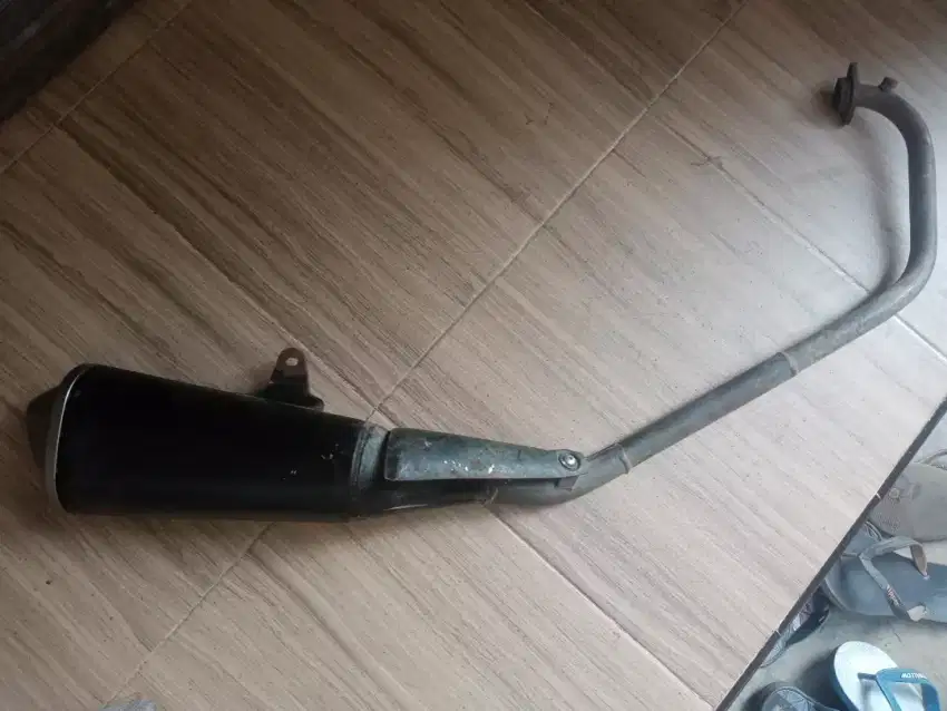 knalpot Suzuki GSX orisinil